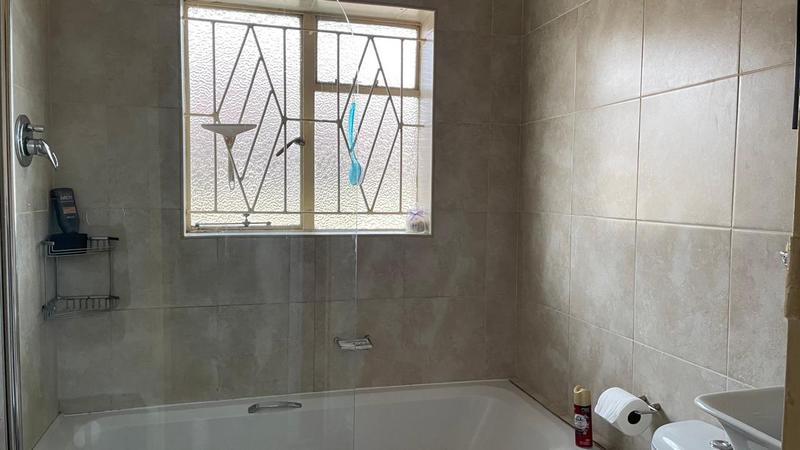 To Let 3 Bedroom Property for Rent in Bellville Western Cape